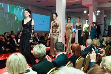 pokaz kolekcji sukienek wyjściowych Hanna Bieńkowska - Lublin 2013