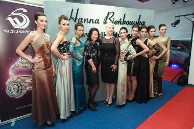 pokaz kolekcji sukni szytych na miarę w pracowni krawieckiej Atelier Hanna Bieńkowska - Lublin 2013